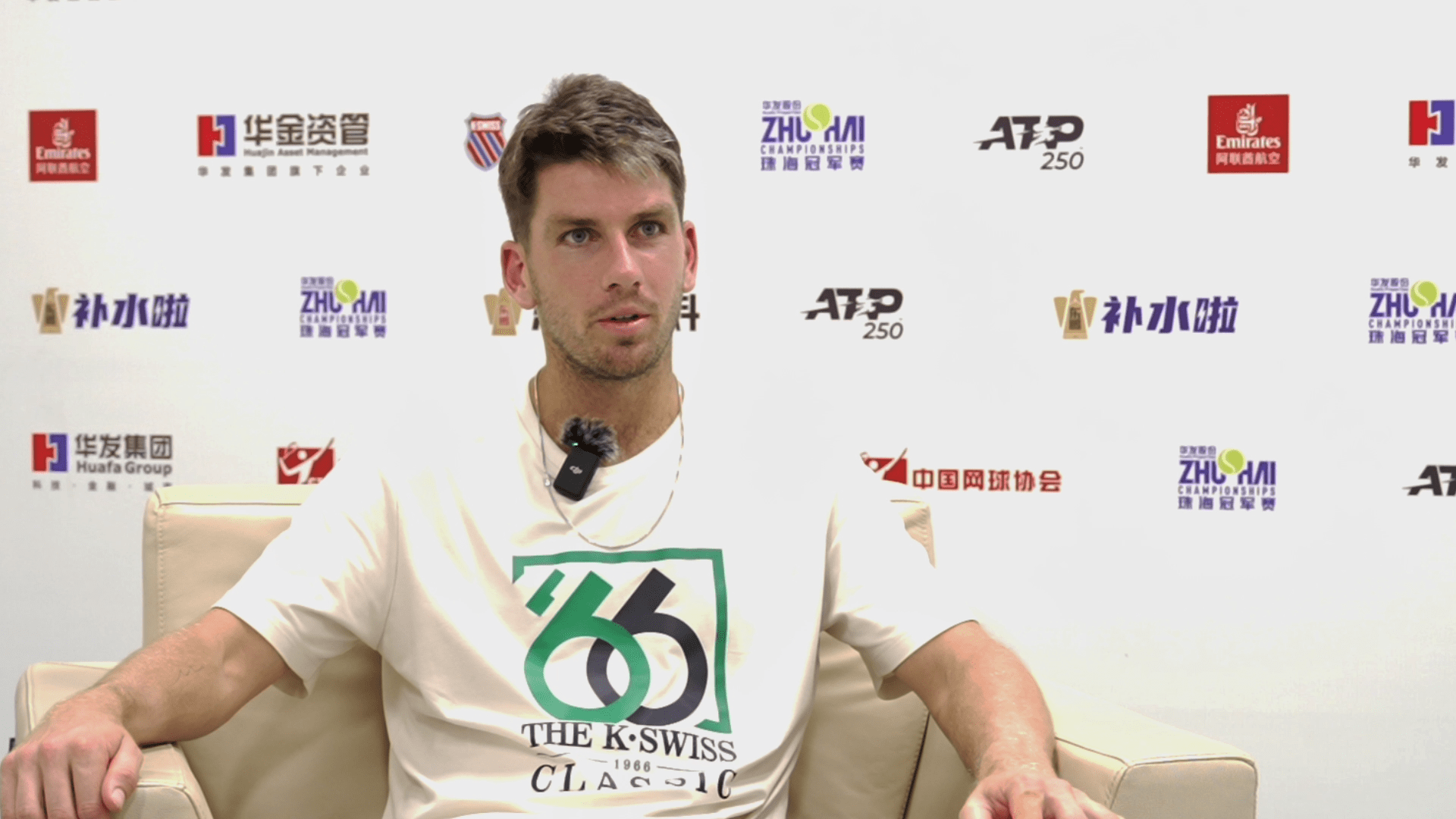 场面宛如电 场面宛如电